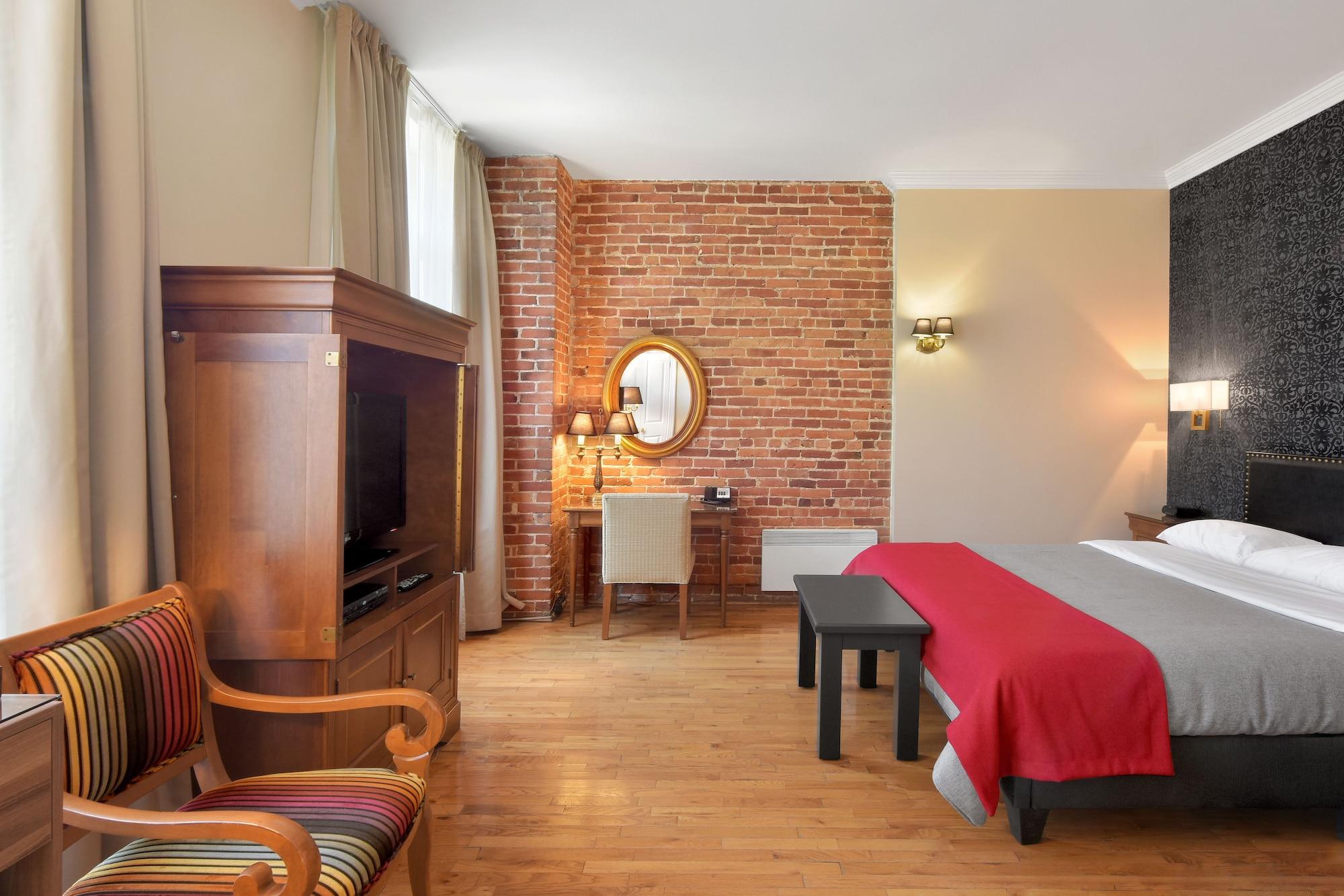 Hotel Bonaparte Montréal Exteriör bild
